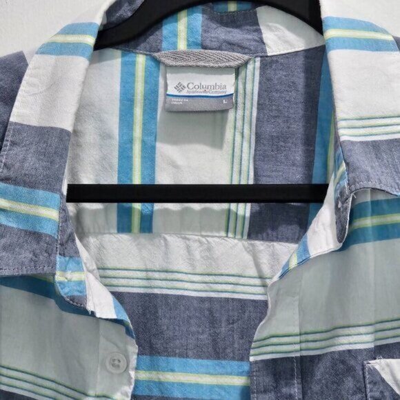 Columbia Men's Large Striped Short Sleeve Button-Up Shirt Blue White - Picture 3 of 12